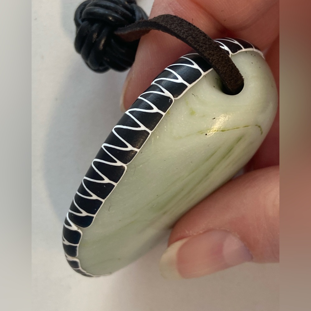 Preowned like new polymer clay pendant handmade - Picture 6 of 6